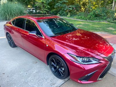 Used 2022 Lexus ES 300h F Sport w/ Accessory Package