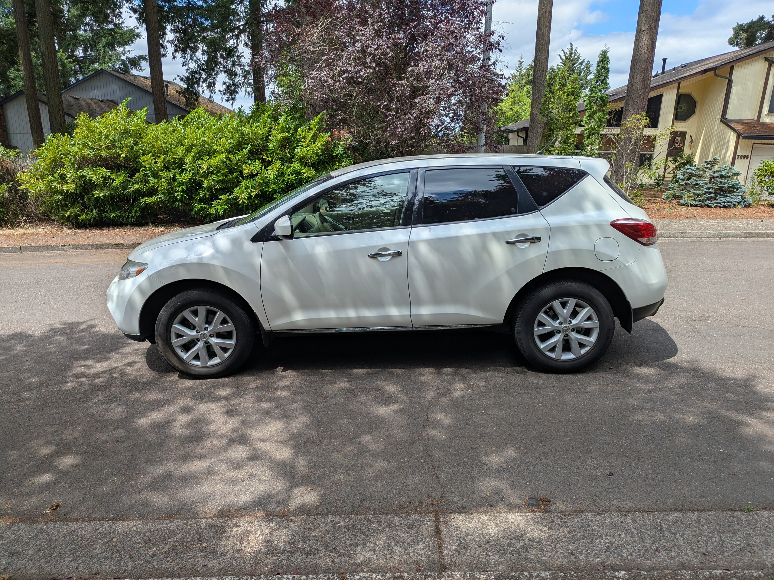 Used 2012 Nissan Murano S AWD/4WD image 1