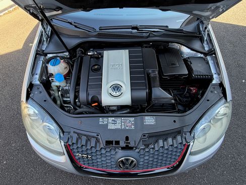 Used 2006 Volkswagen GTI 2.0T 2-Door image 13