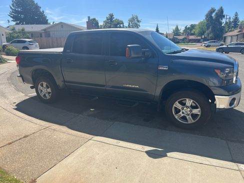 Used 2007 Toyota Tundra SR5 AWD/4WD image 4