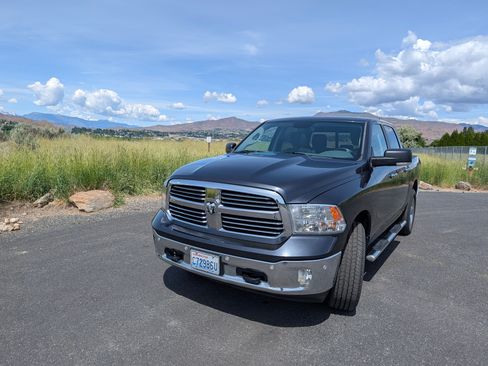 Used 2014 RAM 1500 Big Horn AWD/4WD image 1