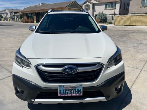 Used 2022 Subaru Outback Touring XT AWD/4WD image 10