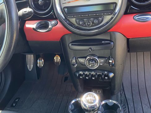 Used 2013 MINI Cooper S image 16