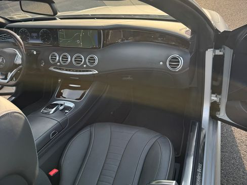 Used 2017 Mercedes-Benz S 550 Cabriolet image 15