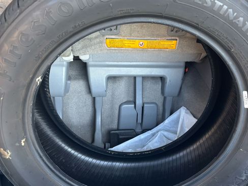 Used 2013 Toyota Sienna Limited image 26