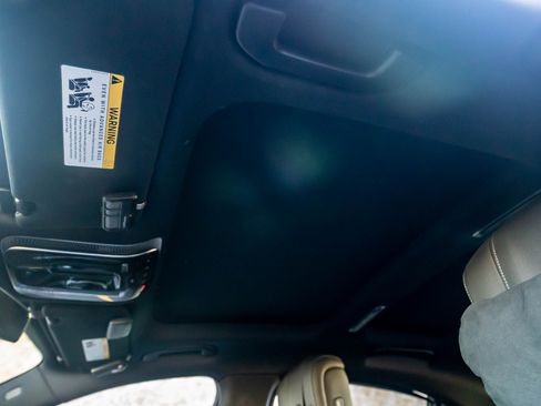 Used 2022 Mercedes-Benz S 500 4MATIC image 18