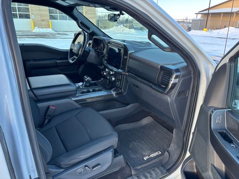 Used 2021 Ford F150 XLT w/ Equipment Group 302A High image 10