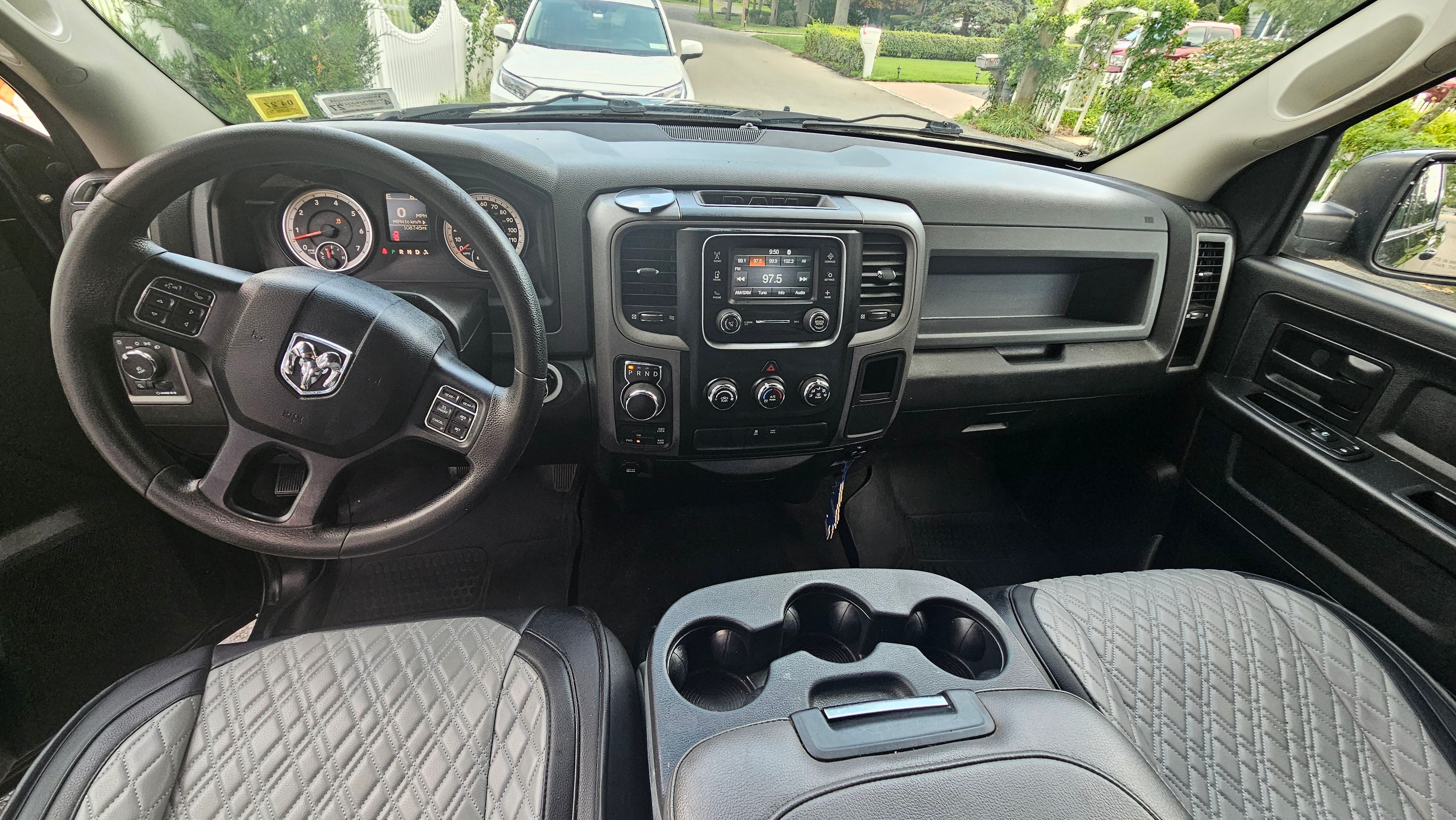 Used 2015 RAM 1500 Express AWD/4WD image 2
