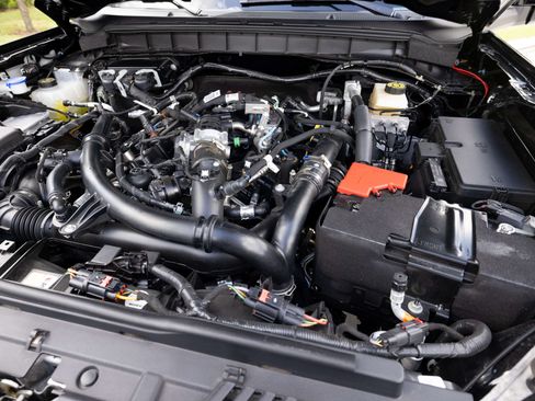 Used 2022 Ford Bronco Badlands image 11