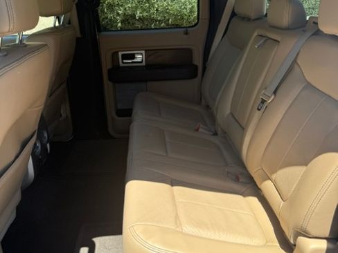 Used 2014 Ford F150 Lariat w/ Equipment Group 502A Luxury AWD/4WD image 6