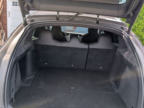 Used 2018 Tesla Model X 100D image 15