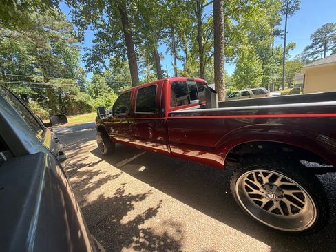 Used 2012 Ford F350 Lariat w/ Lariat Ultimate Pkg AWD/4WD image 9