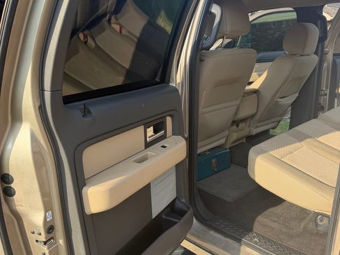 Used 2012 Ford F150 XLT w/ XLT Chrome Pkg AWD/4WD image 12