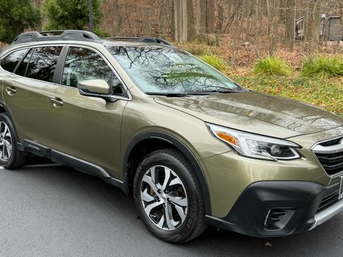 Used 2021 Subaru Outback Limited image 6