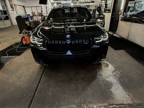 Used 2022 BMW X4 M40i w/ Premium Package image 2