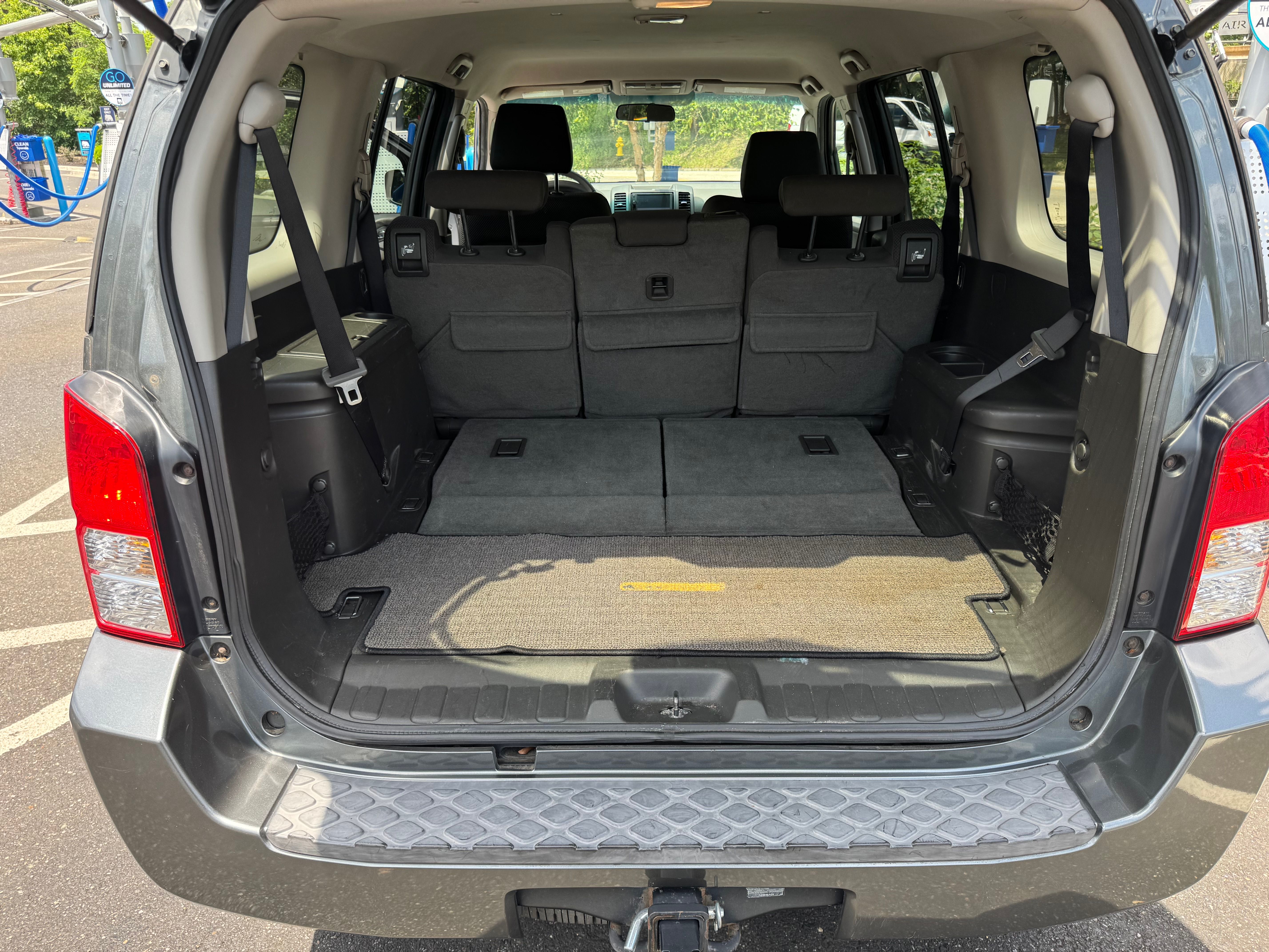 Used 2005 Nissan Pathfinder XE AWD/4WD image 19