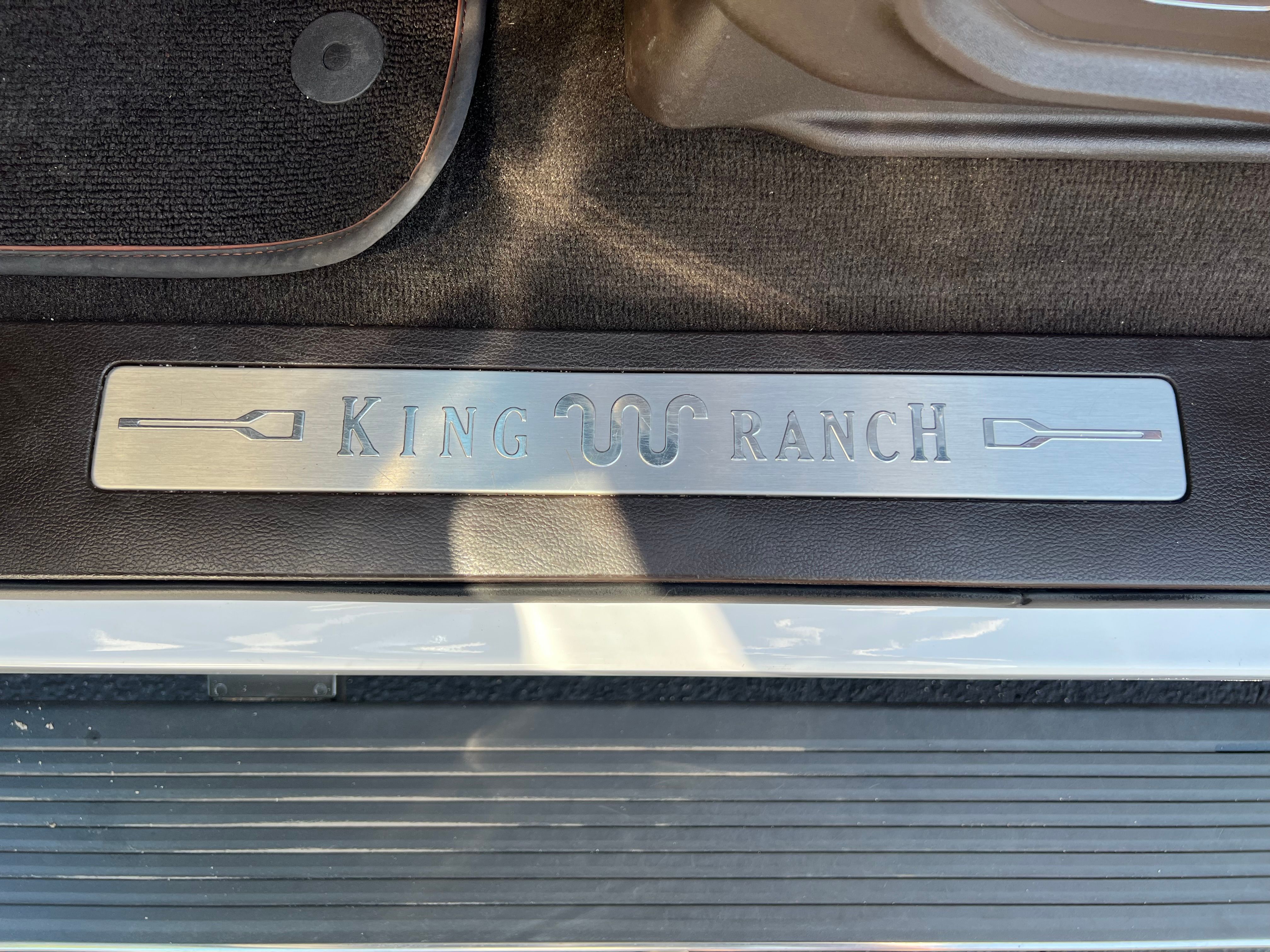 Used 2019 Ford F150 King Ranch w/ Equipment Group 601A Luxury AWD/4WD image 10