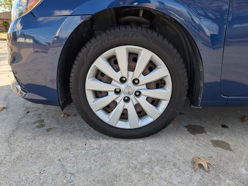 Used 2018 Nissan Sentra S image 14