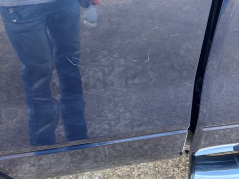 Used 2013 Ford F150 XLT w/ Luxury Equipment Group image 9