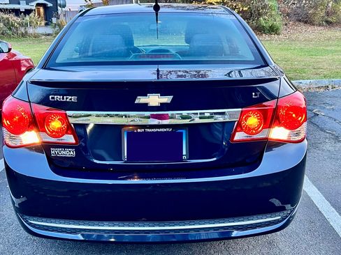 Used 2014 Chevrolet Cruze LT w/ RS Package image 8