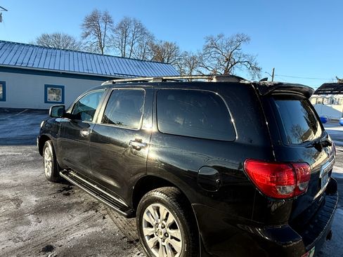 Used 2012 Toyota Sequoia Platinum image 11