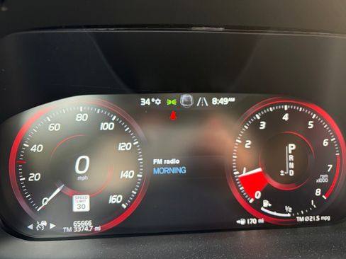 Used 2021 Volvo XC60 T5 Inscription w/ Advanced Package image 4