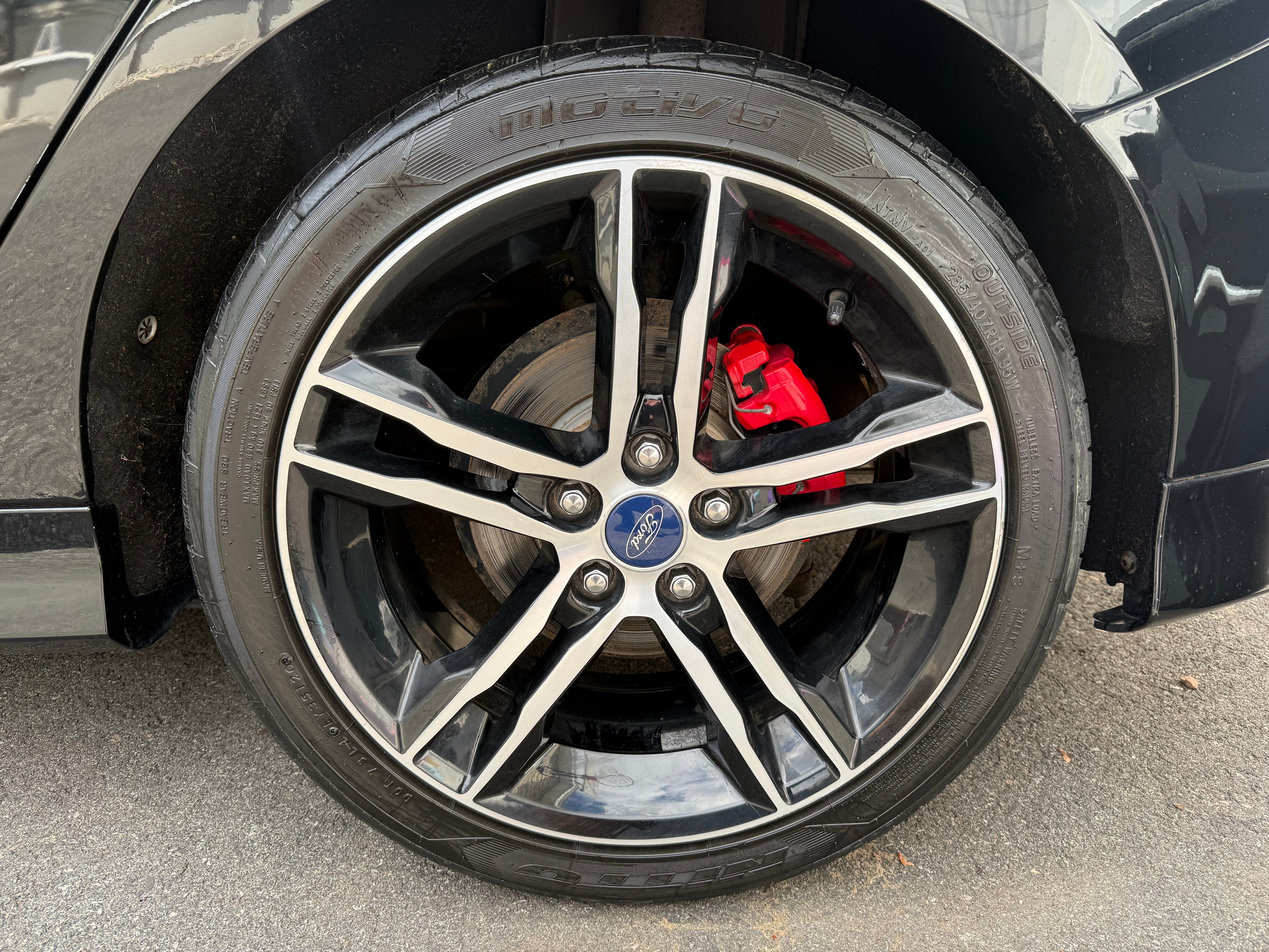 Used 2018 Ford Focus ST w/ Equipment Group 402A FWD image 24