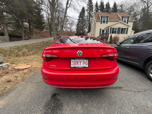 Used 2019 Volkswagen Jetta SE image 10