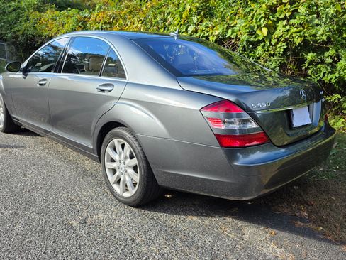Used 2007 Mercedes-Benz S 550 4MATIC image 10