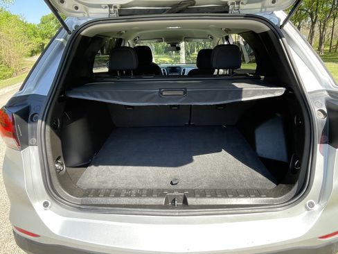 Used 2022 Chevrolet Equinox LS image 29