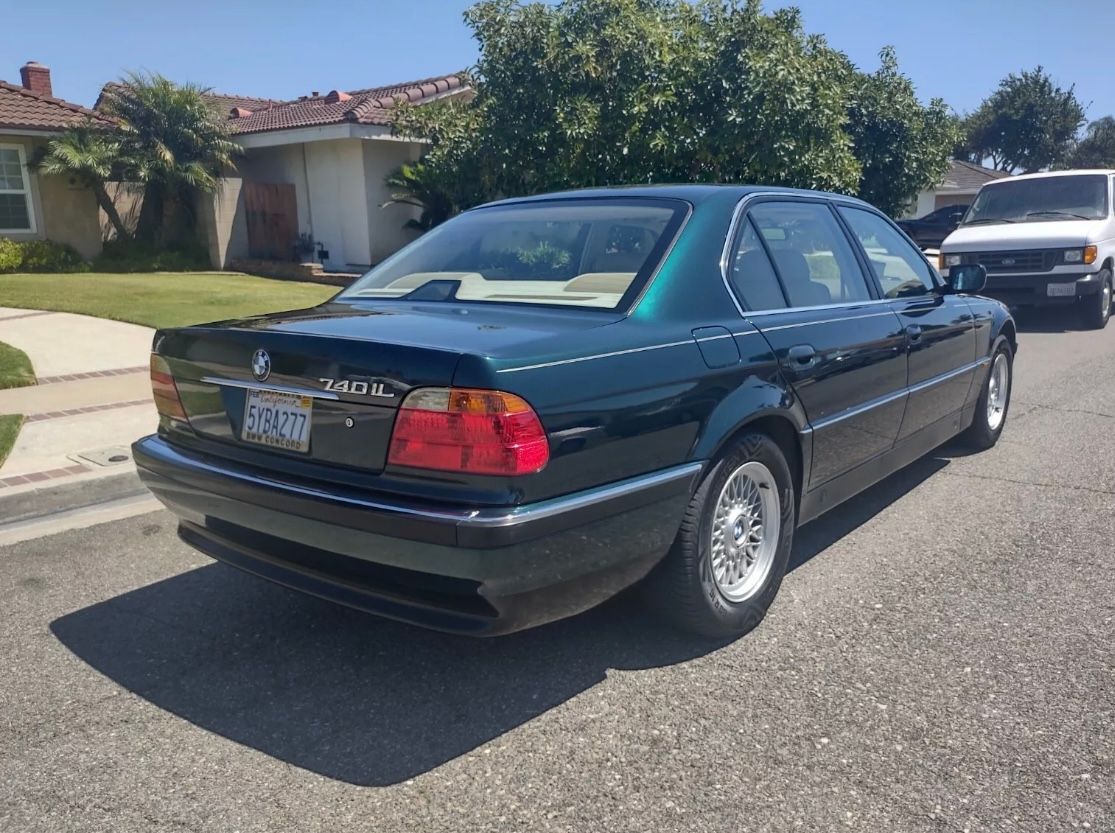 Used 1997 BMW 740iL RWD image 22