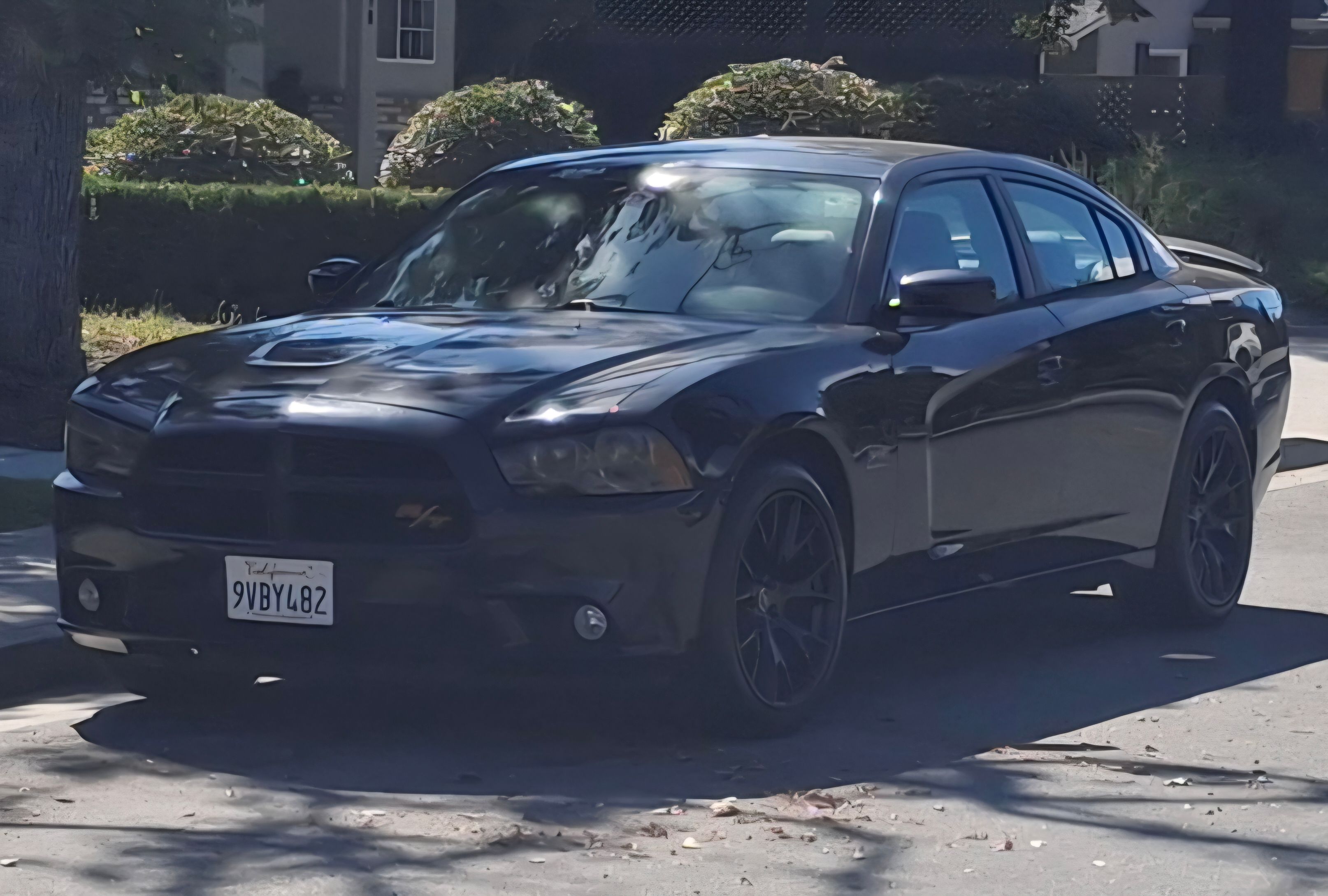 Used 2011 Dodge Charger R/T RWD image 2