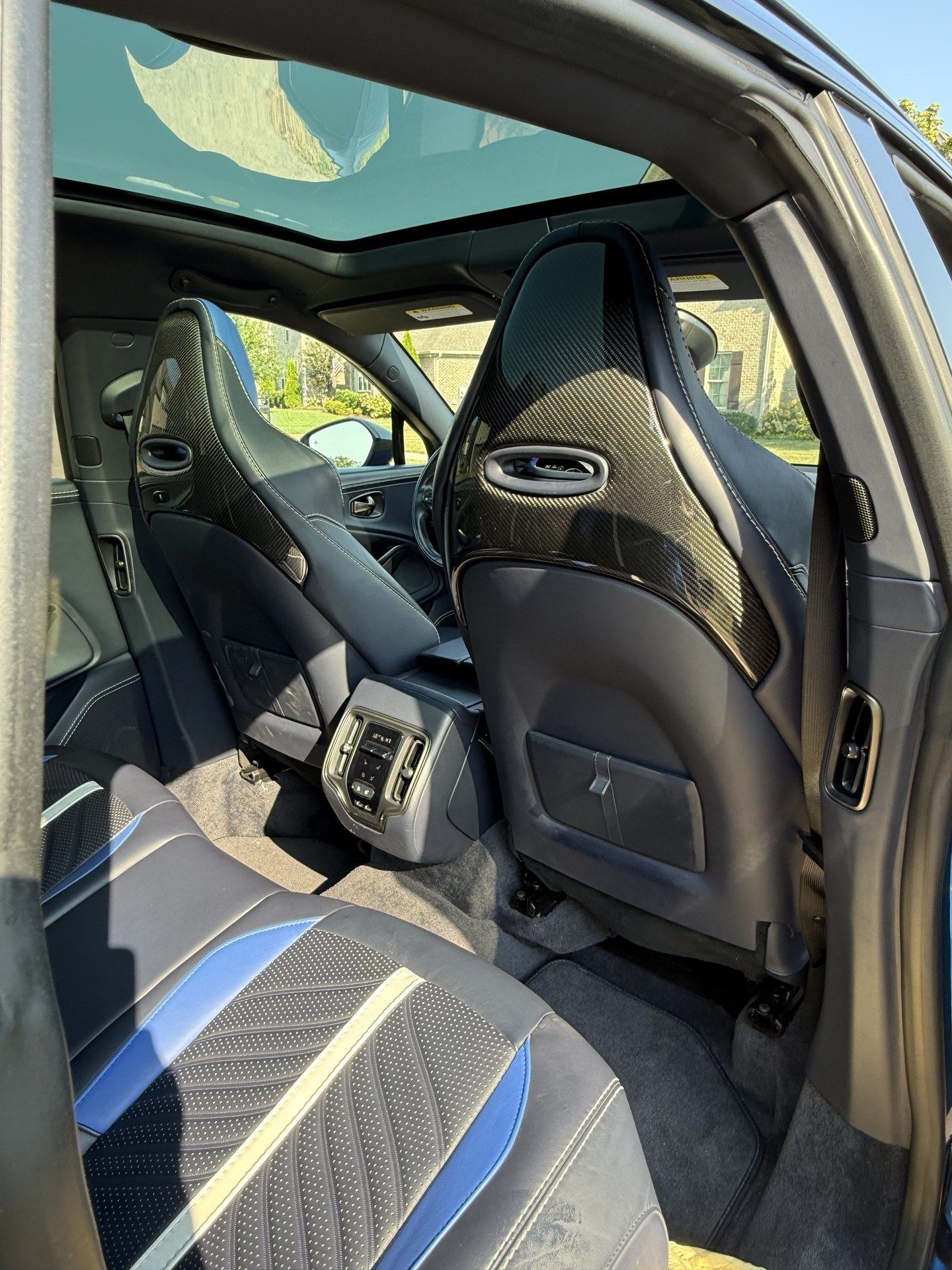 Used 2023 Aston Martin DBX 707 AWD/4WD image 18