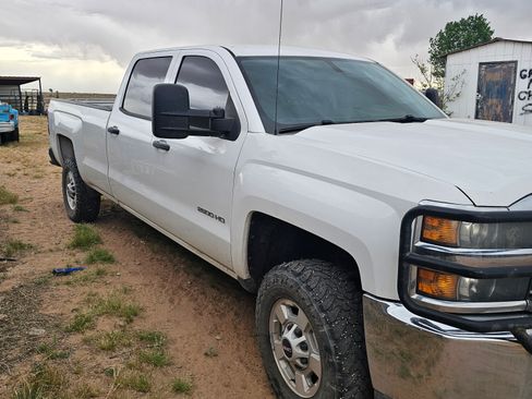 Used 2015 Chevrolet Silverado 2500 W/T image 4