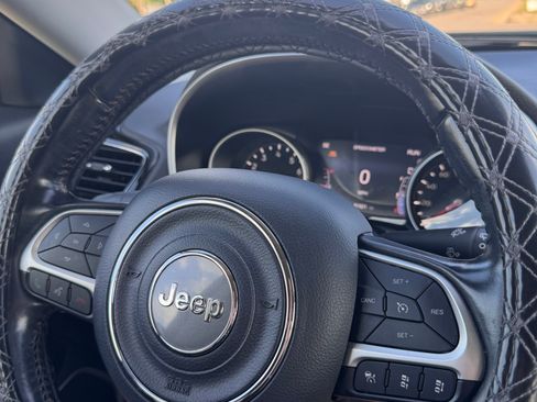 Used 2021 Jeep Compass Limited w/ Elite Exterior Group AWD/4WD image 17