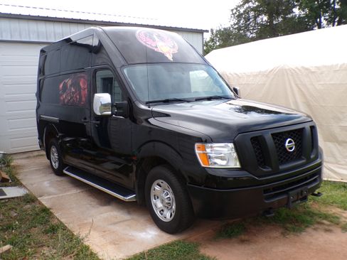 Used 2021 Nissan NV 2500 SV w/ Navigation Package RWD image 4