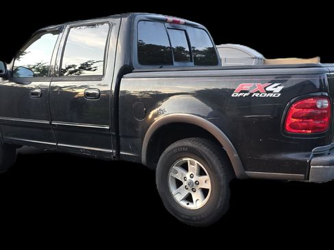 Used 2003 Ford F150 XLT AWD/4WD image 1