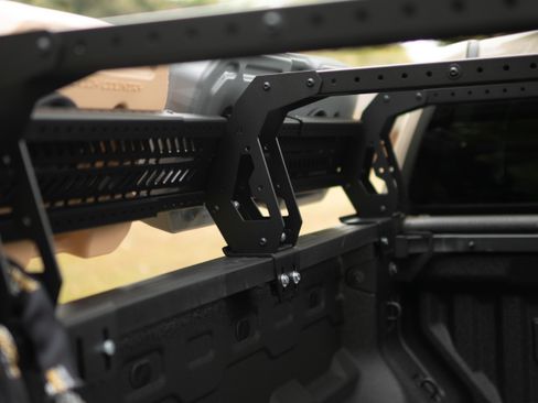 Used 2024 Chevrolet Colorado ZR2 w/ ZR2 Bison Edition image 10