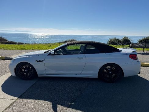 Used 2014 BMW M6 Convertible image 2