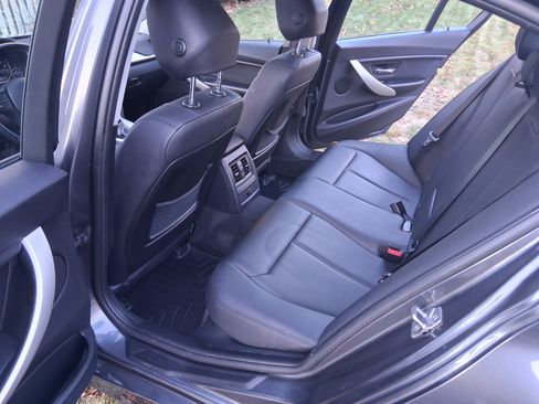 Used 2013 BMW 320i xDrive Sedan image 12