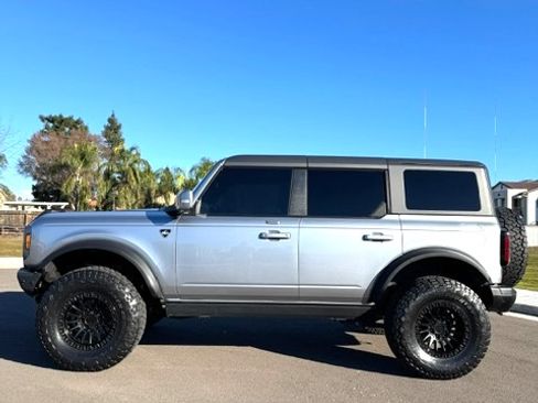 Used 2023 Ford Bronco Badlands image 1