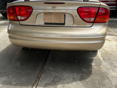Used 2001 Oldsmobile Alero GLS FWD image 5