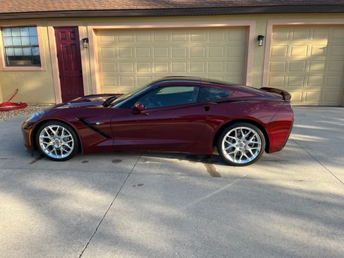 Used 2017 Chevrolet Corvette Stingray Coupe 2D w/ 3LT Preferred Equipment Group image 1