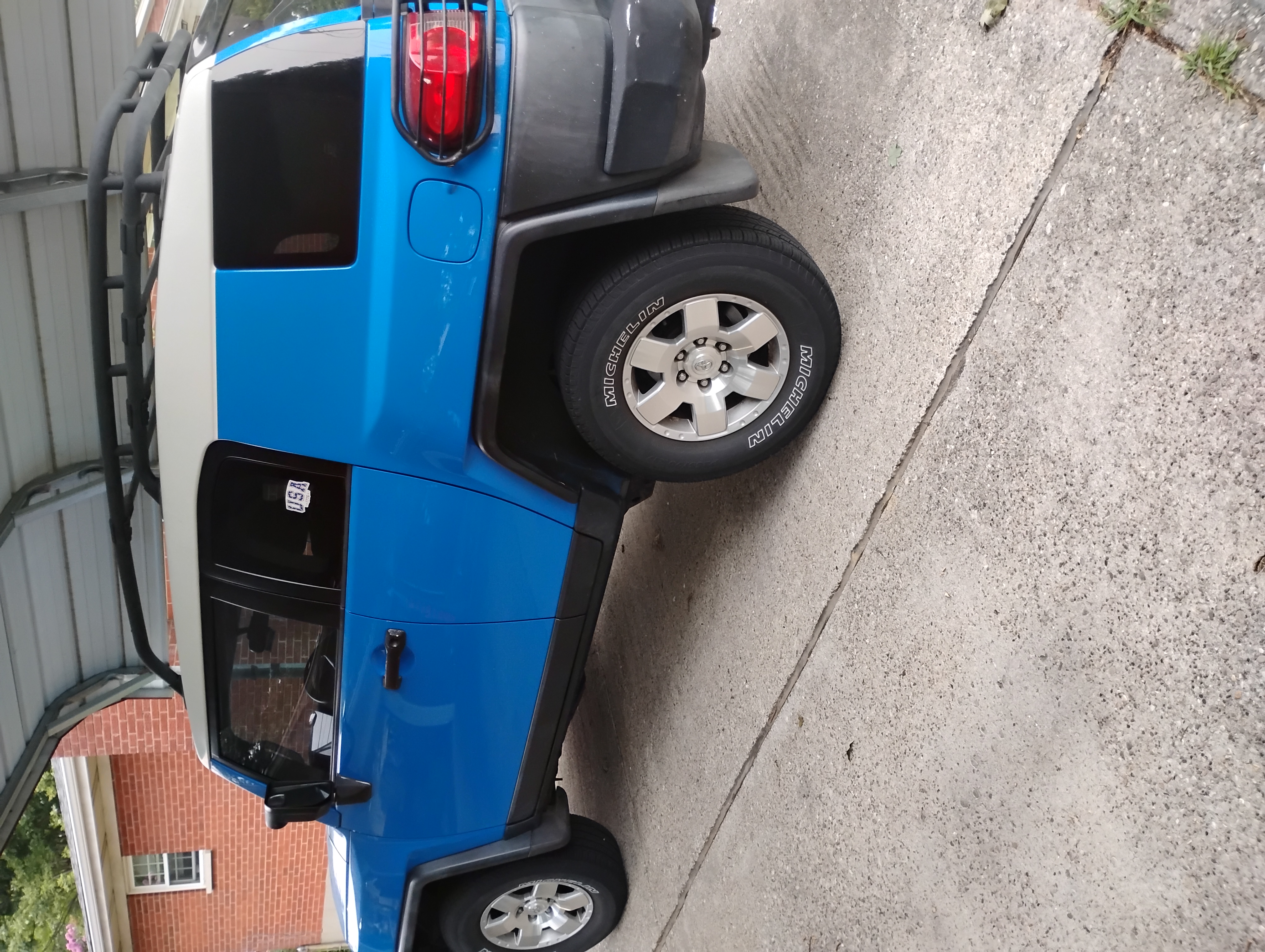 Used 2007 Toyota FJ Cruiser 4WD image 3