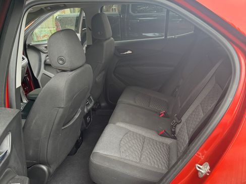 Used 2020 Chevrolet Equinox LT FWD image 9