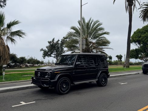 Used 2025 Mercedes-Benz G 63 AMG AMG G 63 Sport Utility 4D image 6