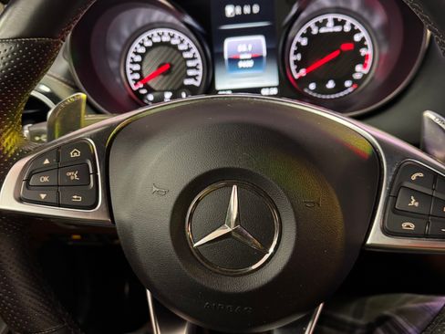 Used 2018 Mercedes-Benz AMG GT Roadster image 4