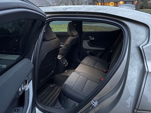 Used 2021 Polestar Polestar 2 image 21