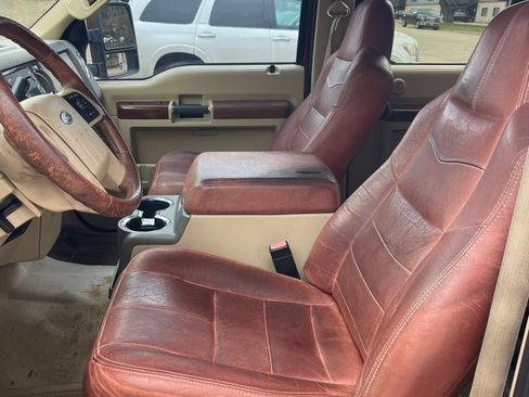 Used 2010 Ford F250 King Ranch image 11