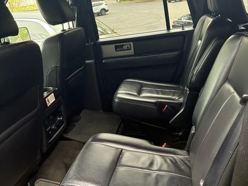 Used 2017 Ford Expedition Limited AWD/4WD image 5